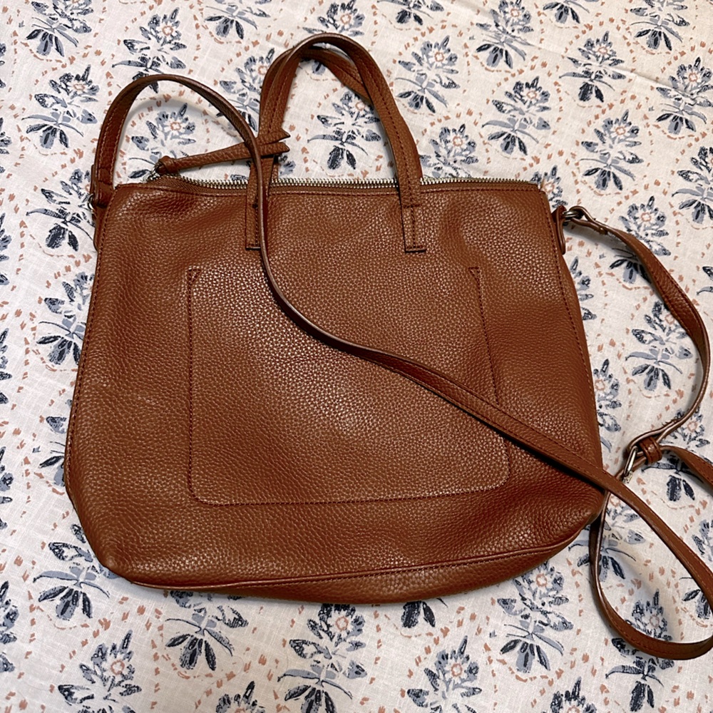 GUC Woman’s crossbody